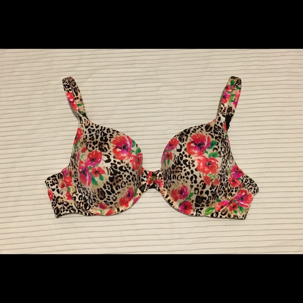 NWOT Victoria’s Secret Showstopper Bra 36B